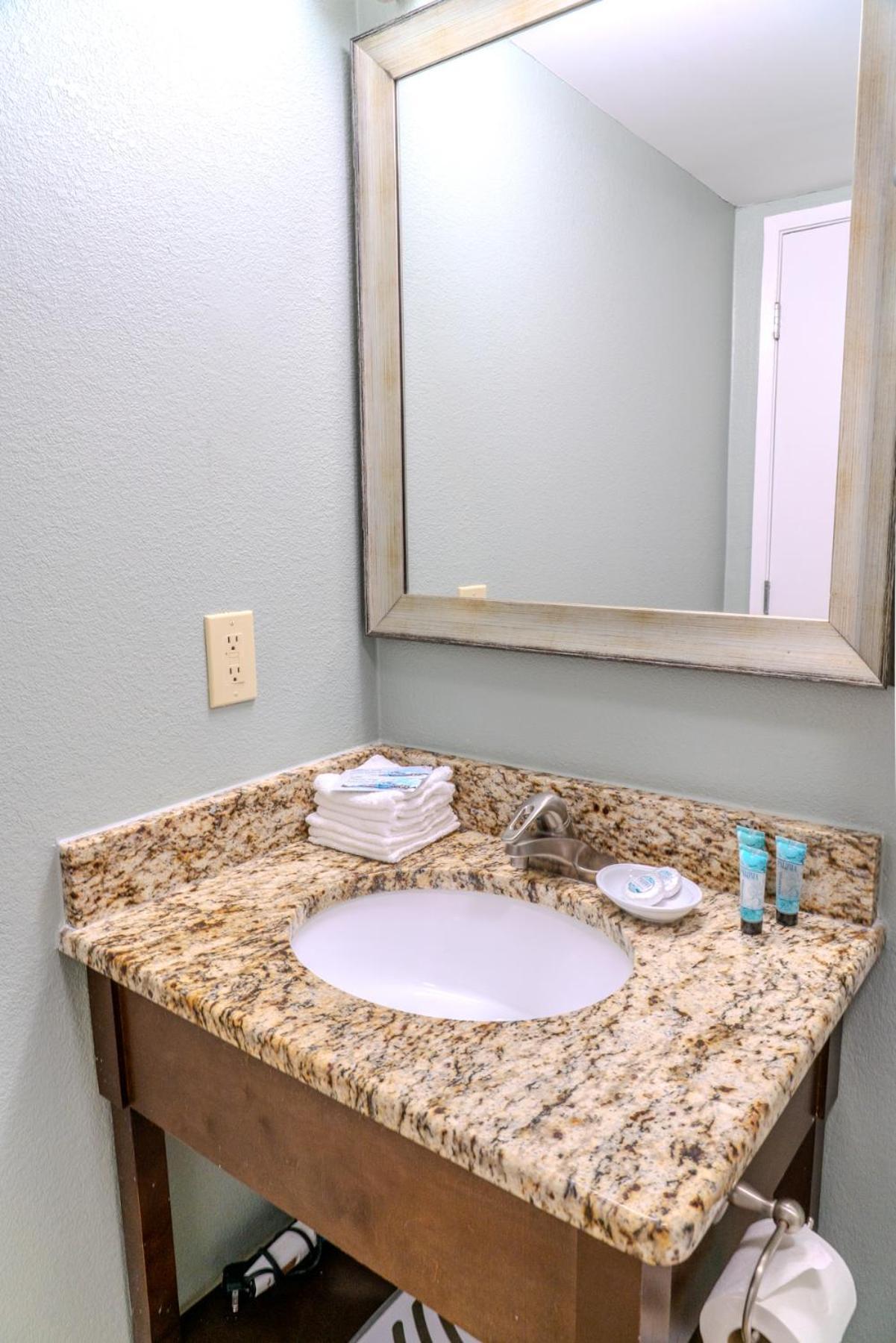 Oceanfront 1Br Suite! Perfect For 8 Guests!- Pinnacle Tower 1456 Myrtle Beach Kültér fotó